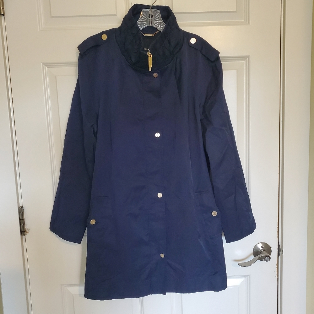 Ivanka Trump coat